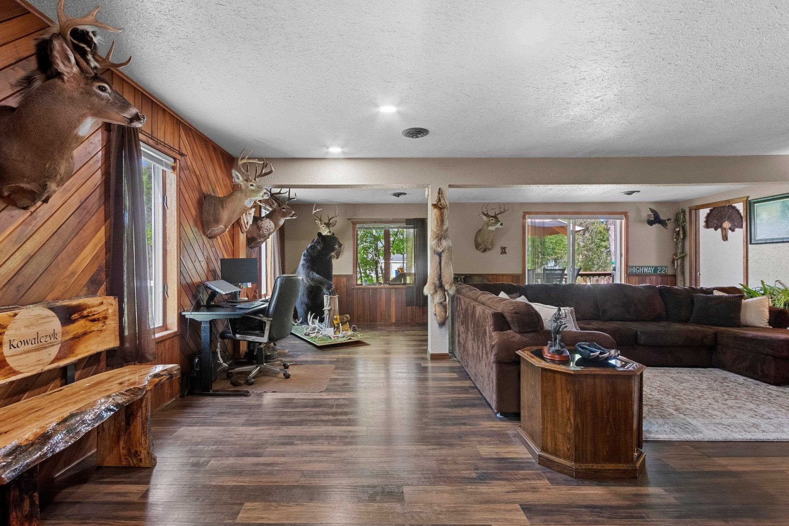 Cecil, Wisconsin 54111, United States, 3 Bedrooms Bedrooms, ,2 BathroomsBathrooms,Residential,Active,136642