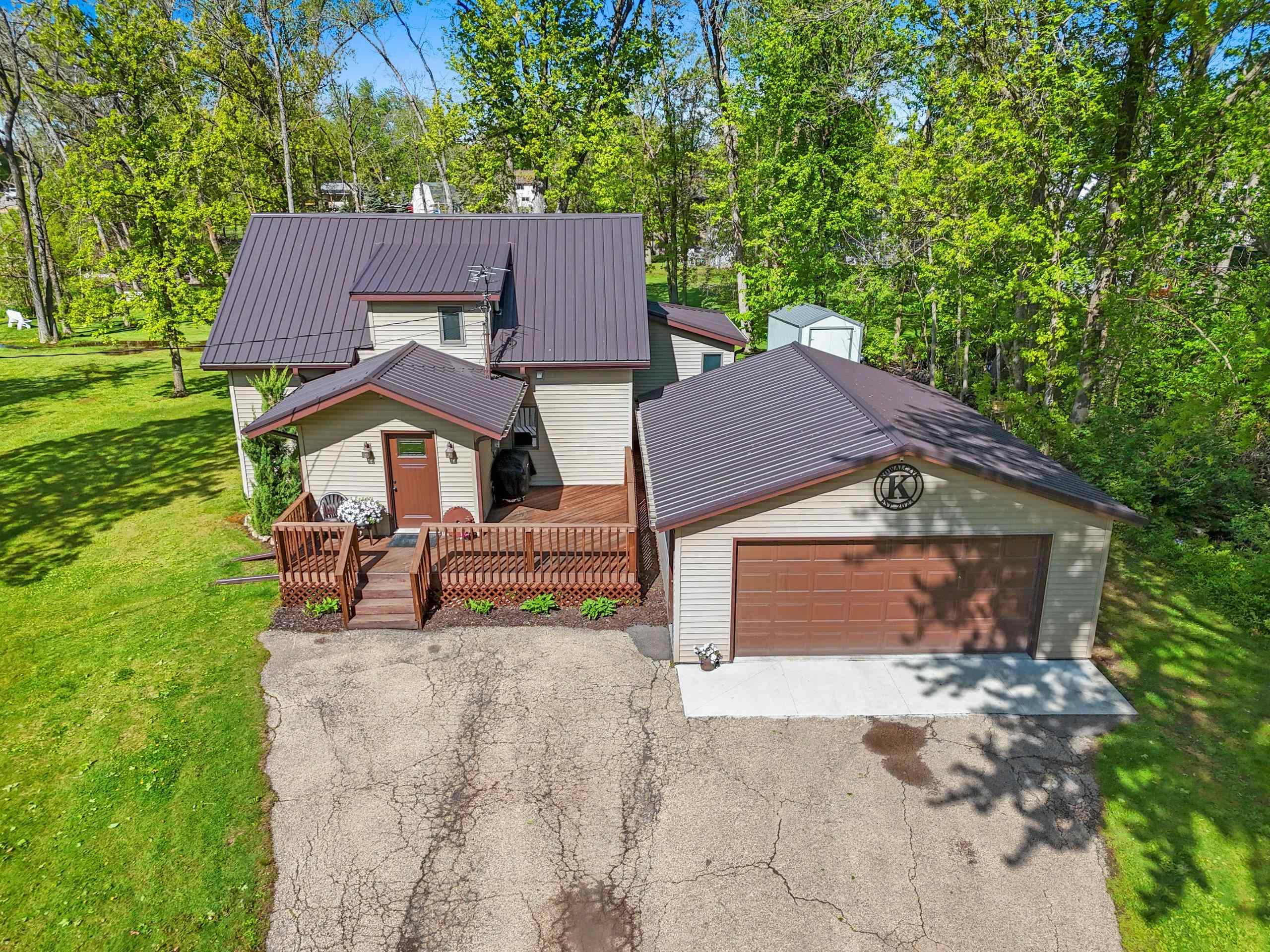 Cecil, Wisconsin 54111, United States, 3 Bedrooms Bedrooms, ,2 BathroomsBathrooms,Residential,Active,136642