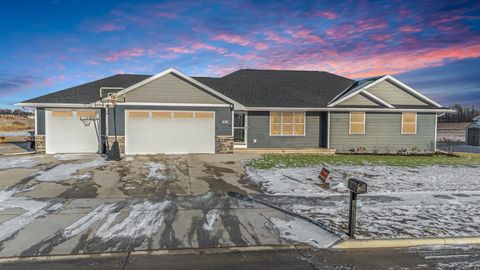 Photo of 3220 WEILER Road, KAUKAUNA, WI 54130 (MLS # 50321702)