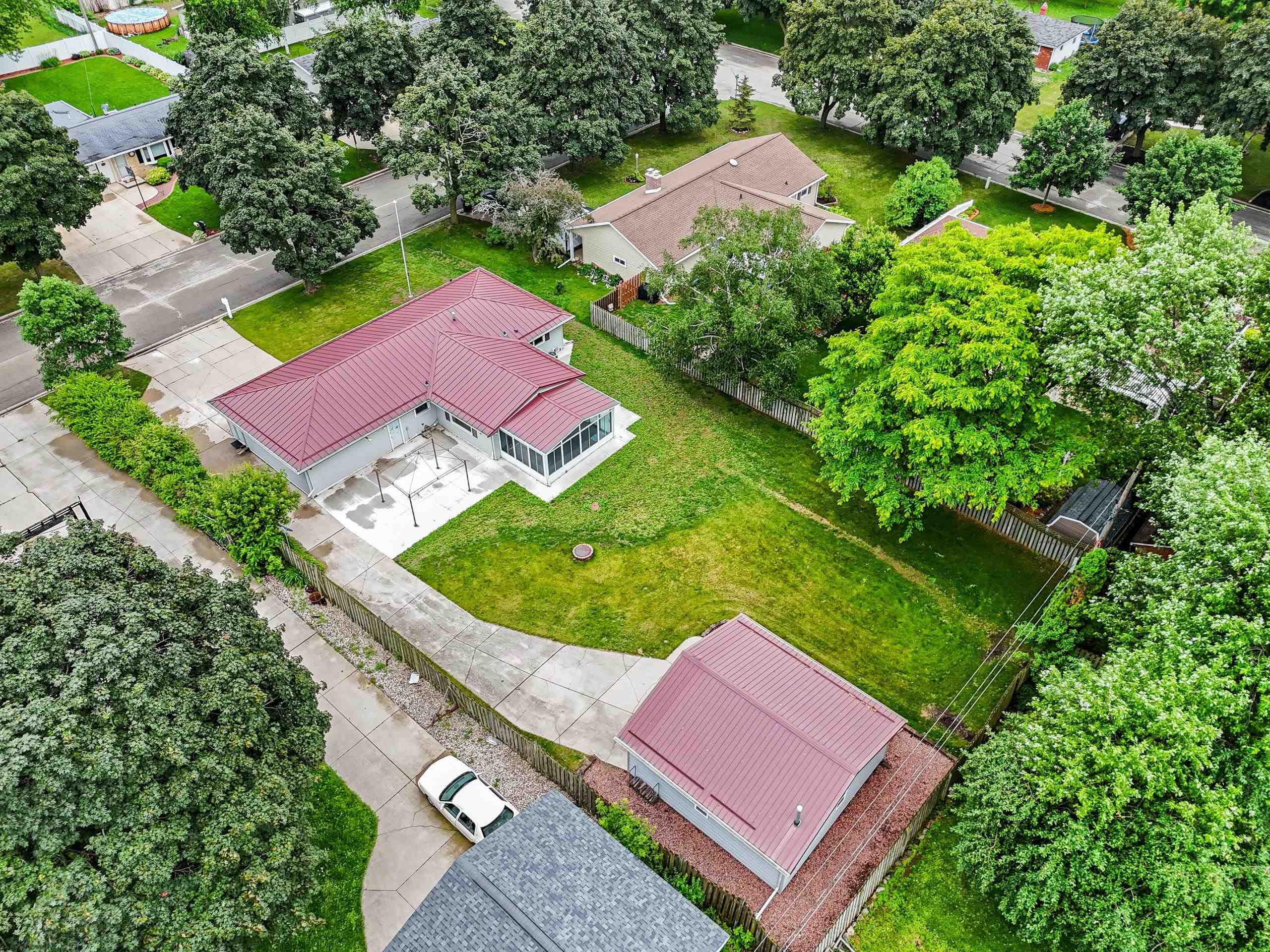 Green Bay, Wisconsin 54304, United States, 3 Bedrooms Bedrooms, ,1 BathroomBathrooms,Residential,Active,158776