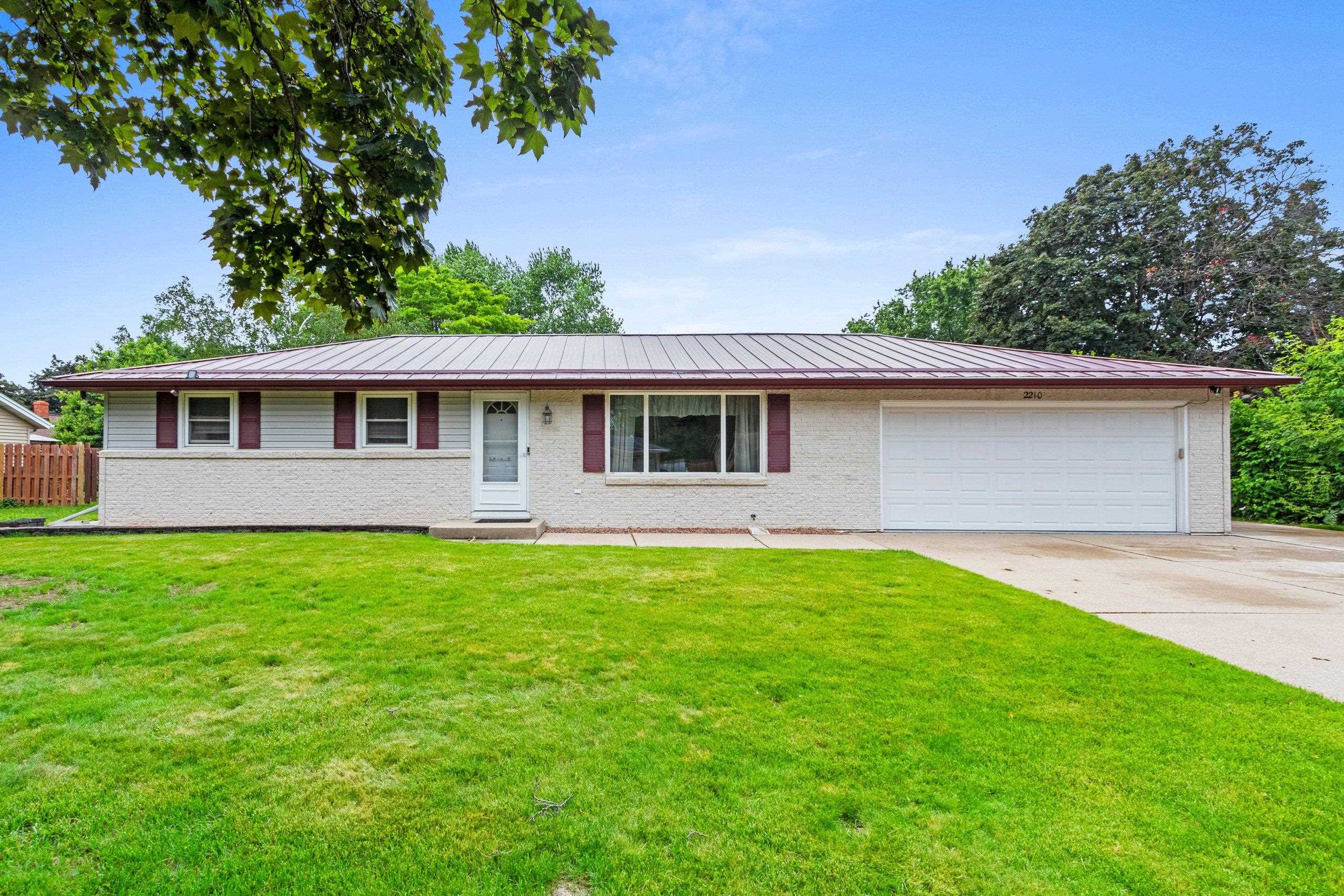 Green Bay, Wisconsin 54304, United States, 3 Bedrooms Bedrooms, ,1 BathroomBathrooms,Residential,Active,158776