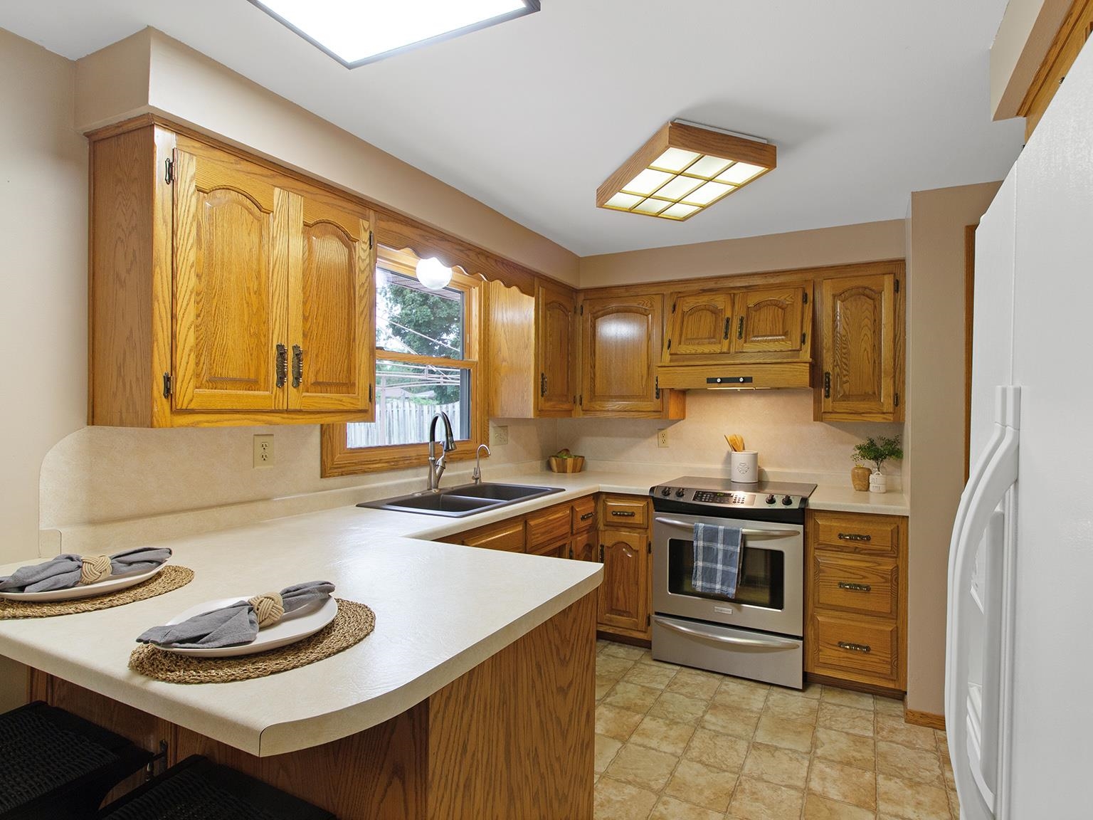 Green Bay, Wisconsin 54304, United States, 3 Bedrooms Bedrooms, ,1 BathroomBathrooms,Residential,Active,158776