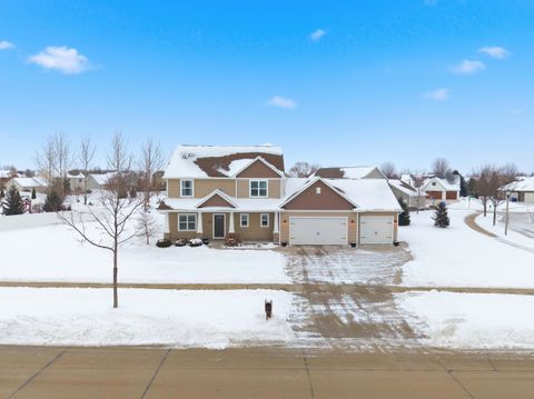Photo of 4620 N LIGHTNING Drive, APPLETON, WI 54913 (MLS # 50318912)