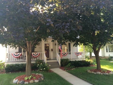 558 S PARK Avenue FOND DU LAC WI 54935