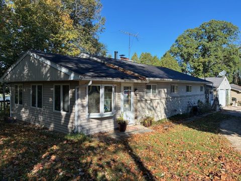 Photo of 16230 LAX CHAPEL Road, KIEL, WI 53042 (MLS # 50318362)