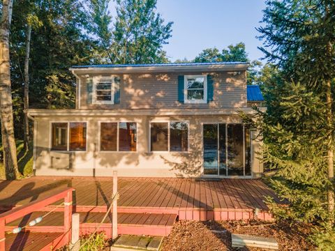 Photo of N8660 DEERBORN Road, WESTFIELD, WI 53964 (MLS # 50314560)