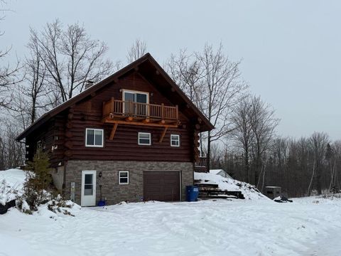 Photo of W17810 W ELAND Road, WITTENBERG, WI 54499 (MLS # 50319825)