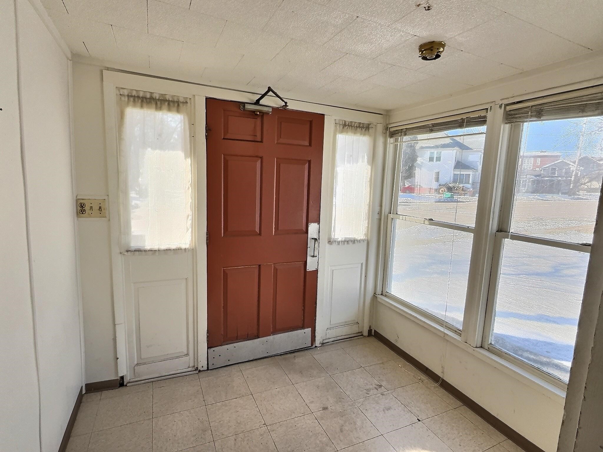 314 E FOND DU LAC Street