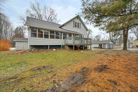 Photo of 4907 BALL PARK Road, LITTLE SUAMICO, WI 54141 (MLS # 50321340)