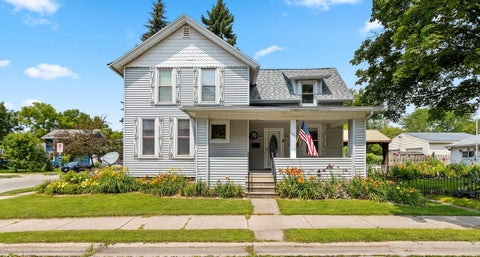 Photo of 903 CHICAGO Street, DE PERE, WI 54115 (MLS # 50332528)