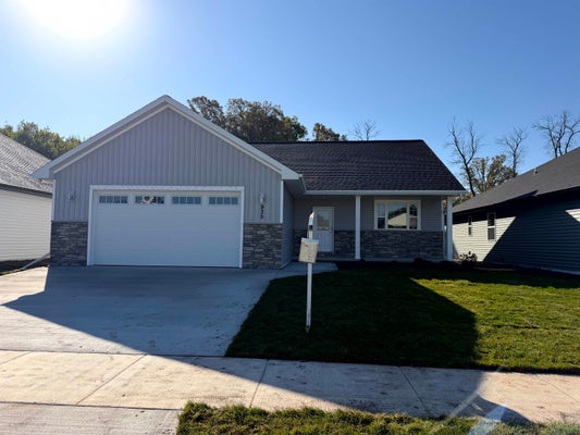 935 ENCLAVE CT, DE PERE, WI 54115 - Image 5abb06c8ca30e474b3f311d2ecff1944/3741485044