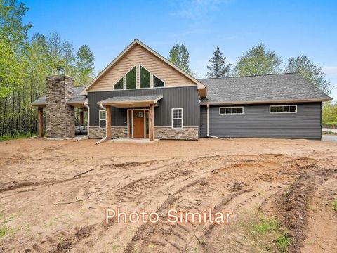 Photo of 101 TIMBER Run, CRIVITZ, WI 54114 (MLS # 50319808)