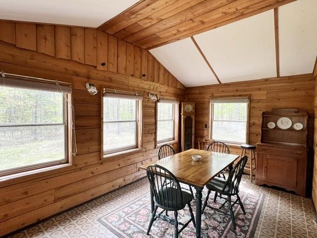 W8001 E CATALINE Road