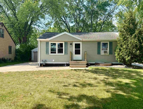 Photo of 521 COTTAGE GROVE Avenue, GREEN BAY, WI 54304 (MLS # 50330613)