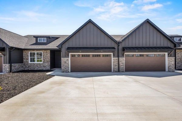 3375 SHAWANO AVE, GREEN BAY, WI 54313 - Image 5cb0bb09c702130698efae42e1ec4265/3527417547