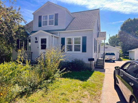 Photo of 3009 HALL Avenue, MARINETTE, WI 54143 (MLS # 50333020)