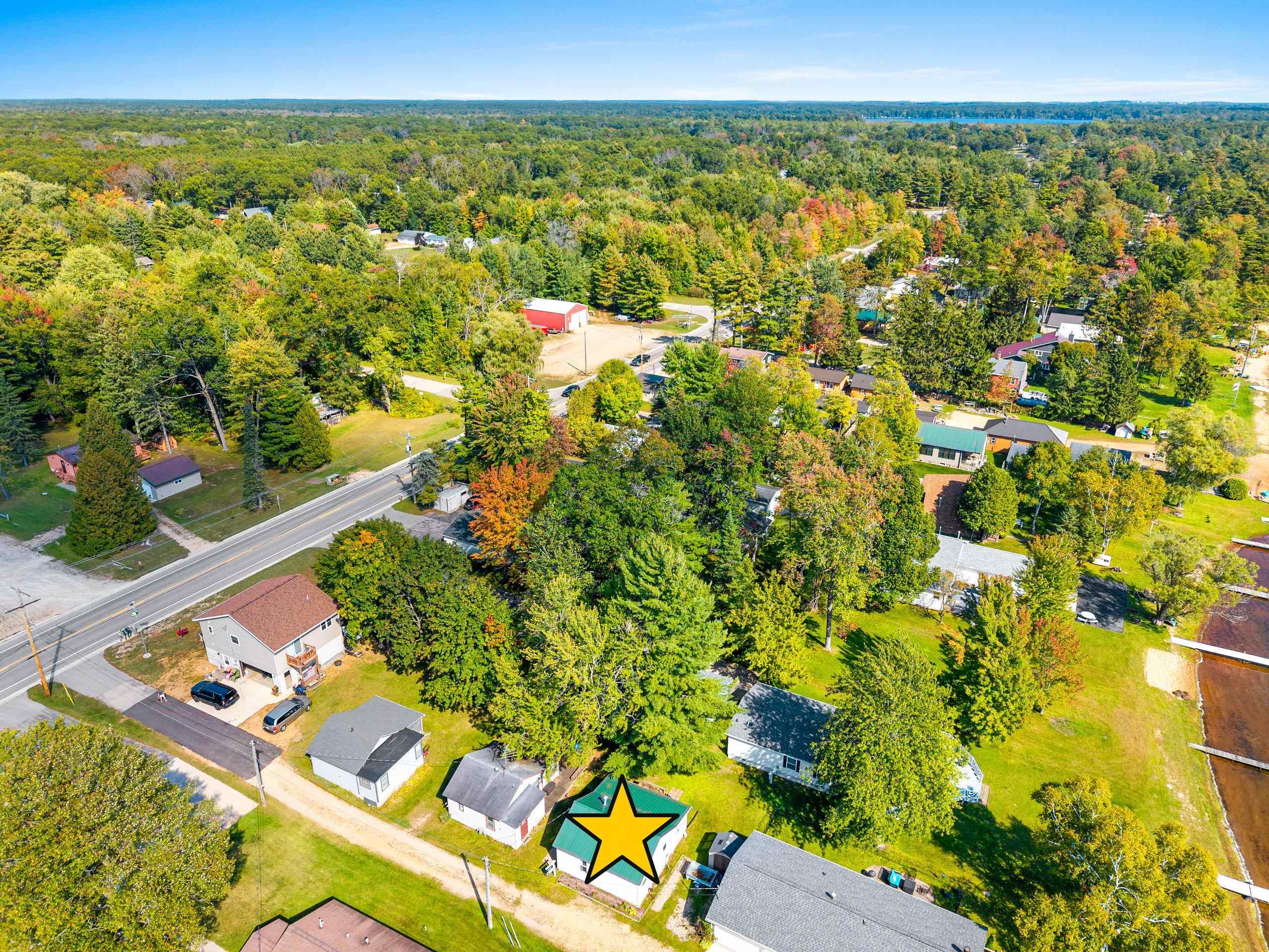 Shawano, Wisconsin 54166, United States, 2 Bedrooms Bedrooms, ,1 BathroomBathrooms,Residential,Active,211020