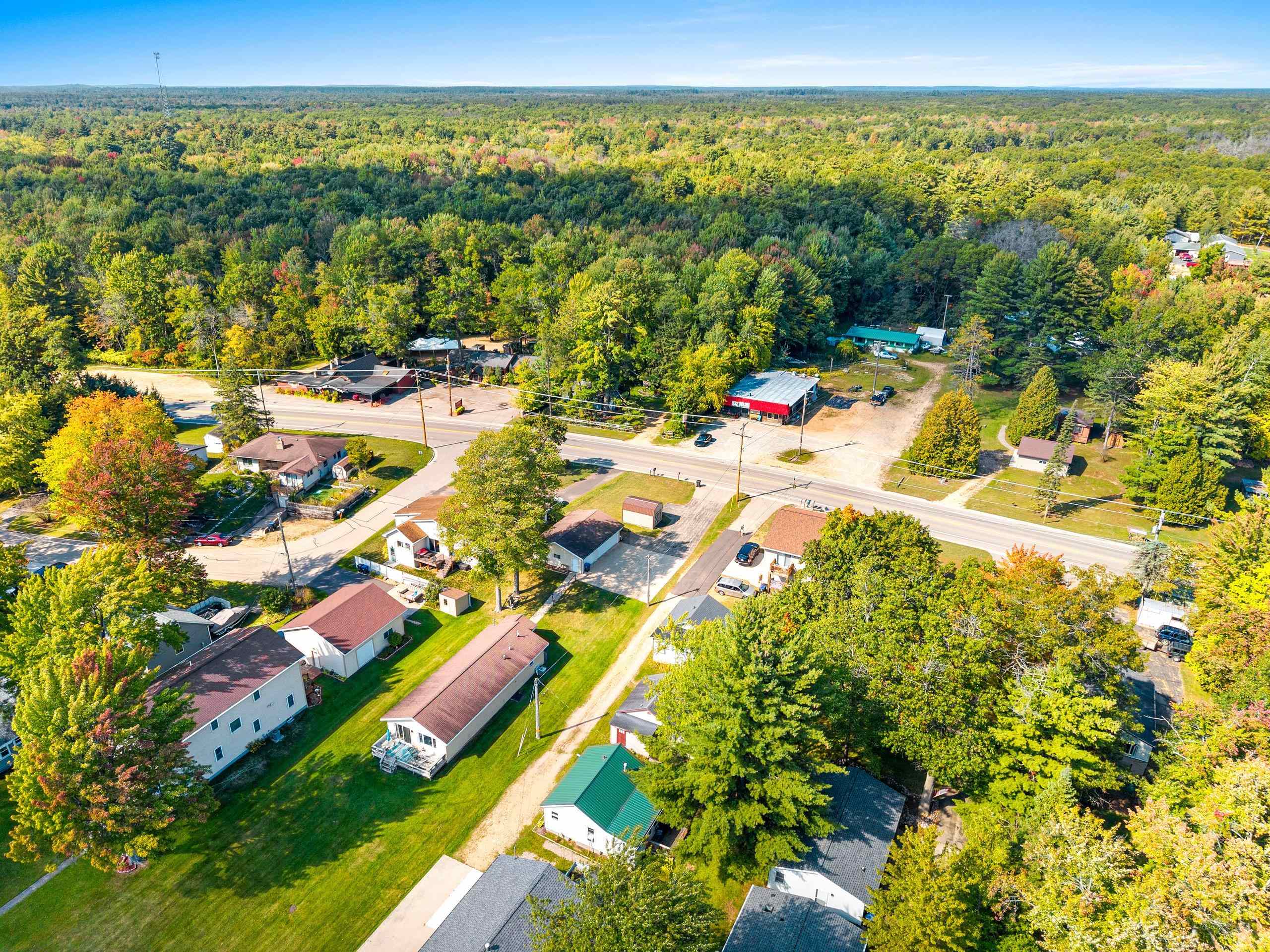 Shawano, Wisconsin 54166, United States, 2 Bedrooms Bedrooms, ,1 BathroomBathrooms,Residential,Active,211020