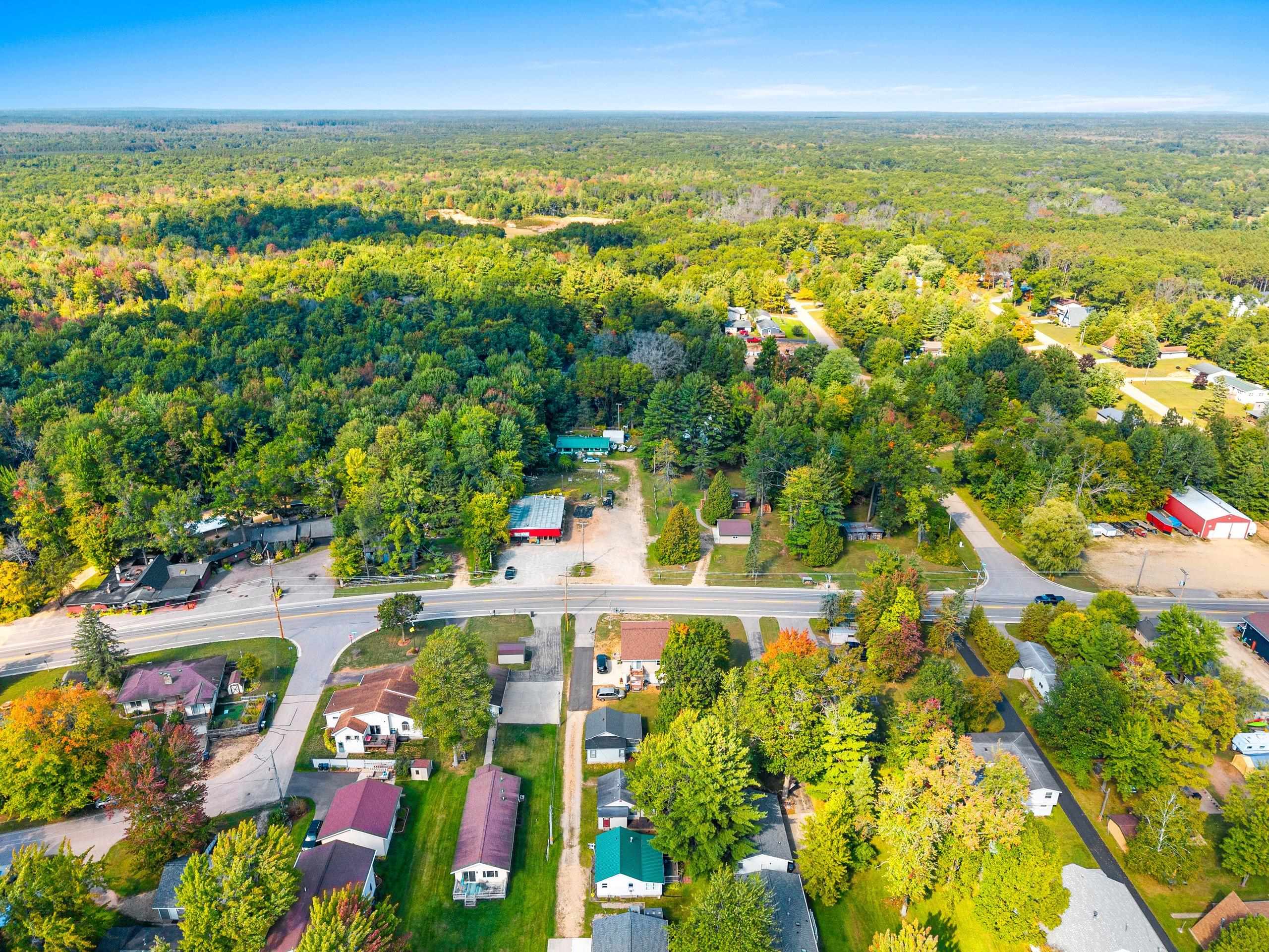 Shawano, Wisconsin 54166, United States, 2 Bedrooms Bedrooms, ,1 BathroomBathrooms,Residential,Active,211020