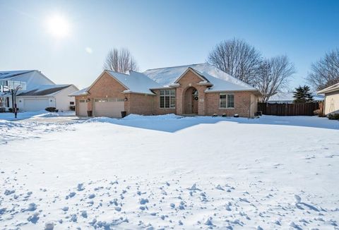 Photo of 2969 BRISTOL MOUNTAIN Trail, GREEN BAY, WI 54313 (MLS # 50320465)