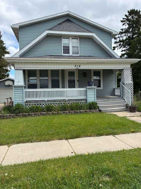 Photo of 318 RIPON Road, BERLIN, WI 54923 (MLS # 50330580)