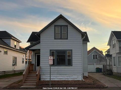 Photo of 809 CORA Street, GREEN BAY, WI 54303 (MLS # 50318570)