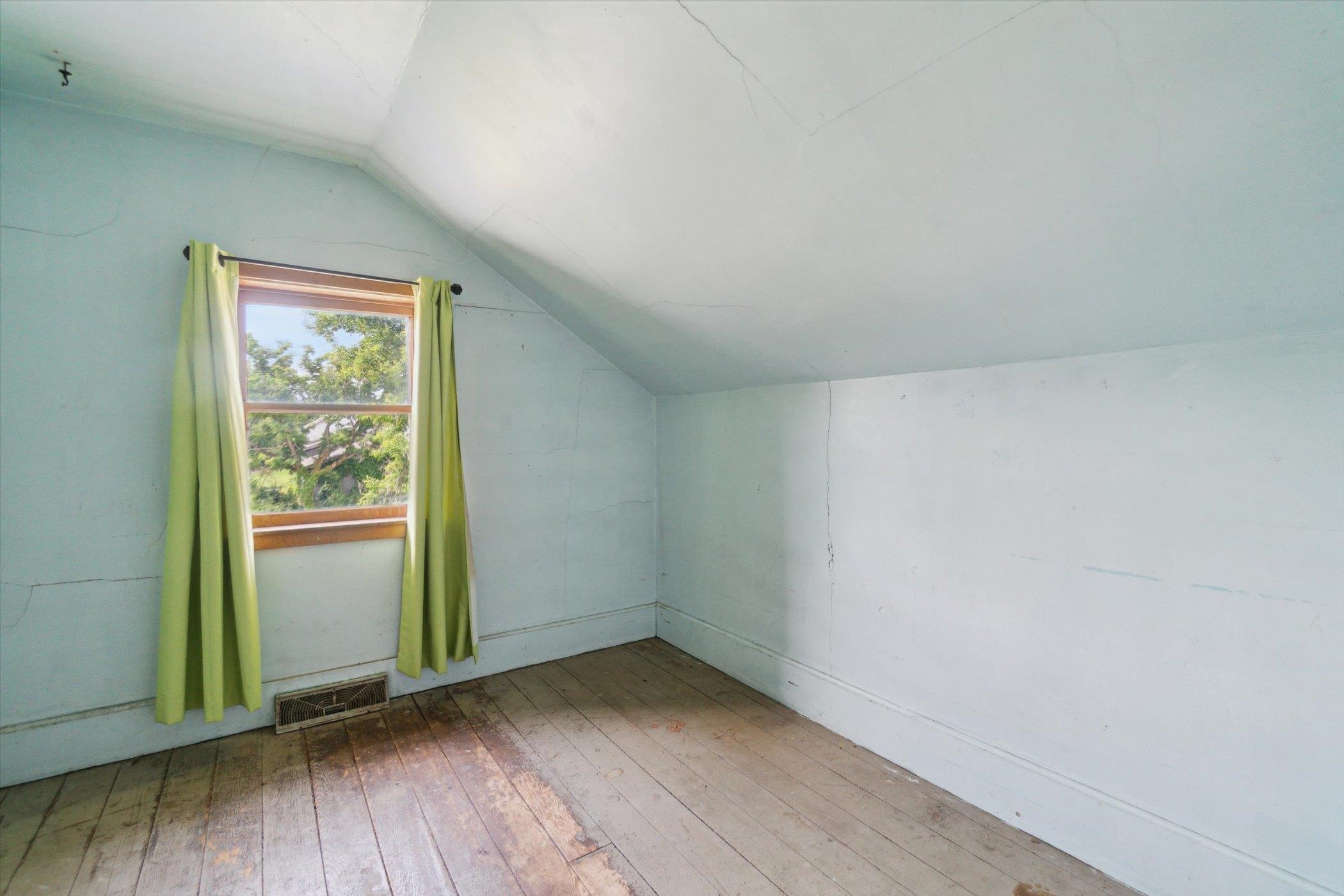 Burlington, Wisconsin 53105, United States, 4 Bedrooms Bedrooms, ,3 BathroomsBathrooms,Residential,Active,146230