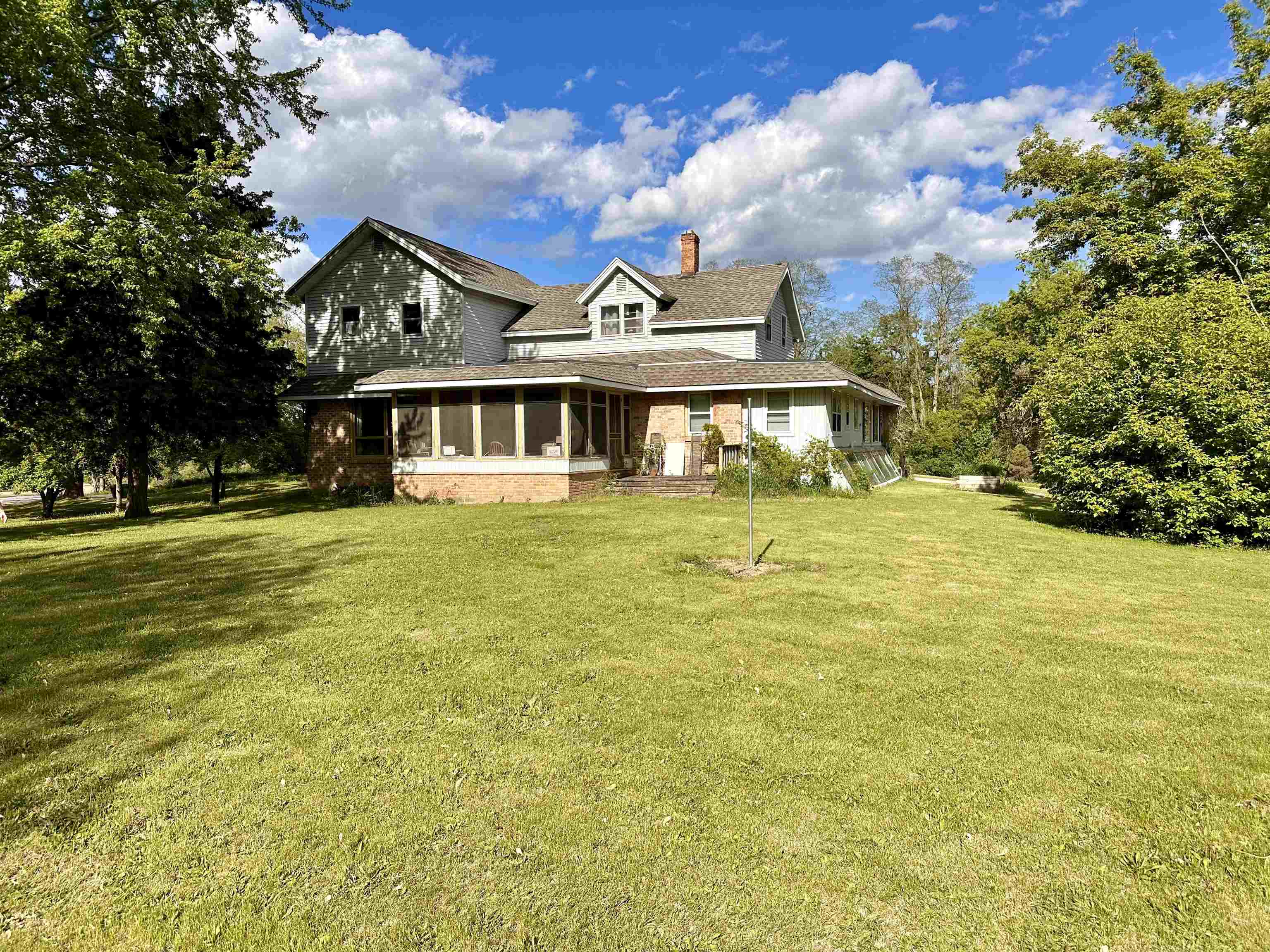 Burlington, Wisconsin 53105, United States, 4 Bedrooms Bedrooms, ,3 BathroomsBathrooms,Residential,Active,146230