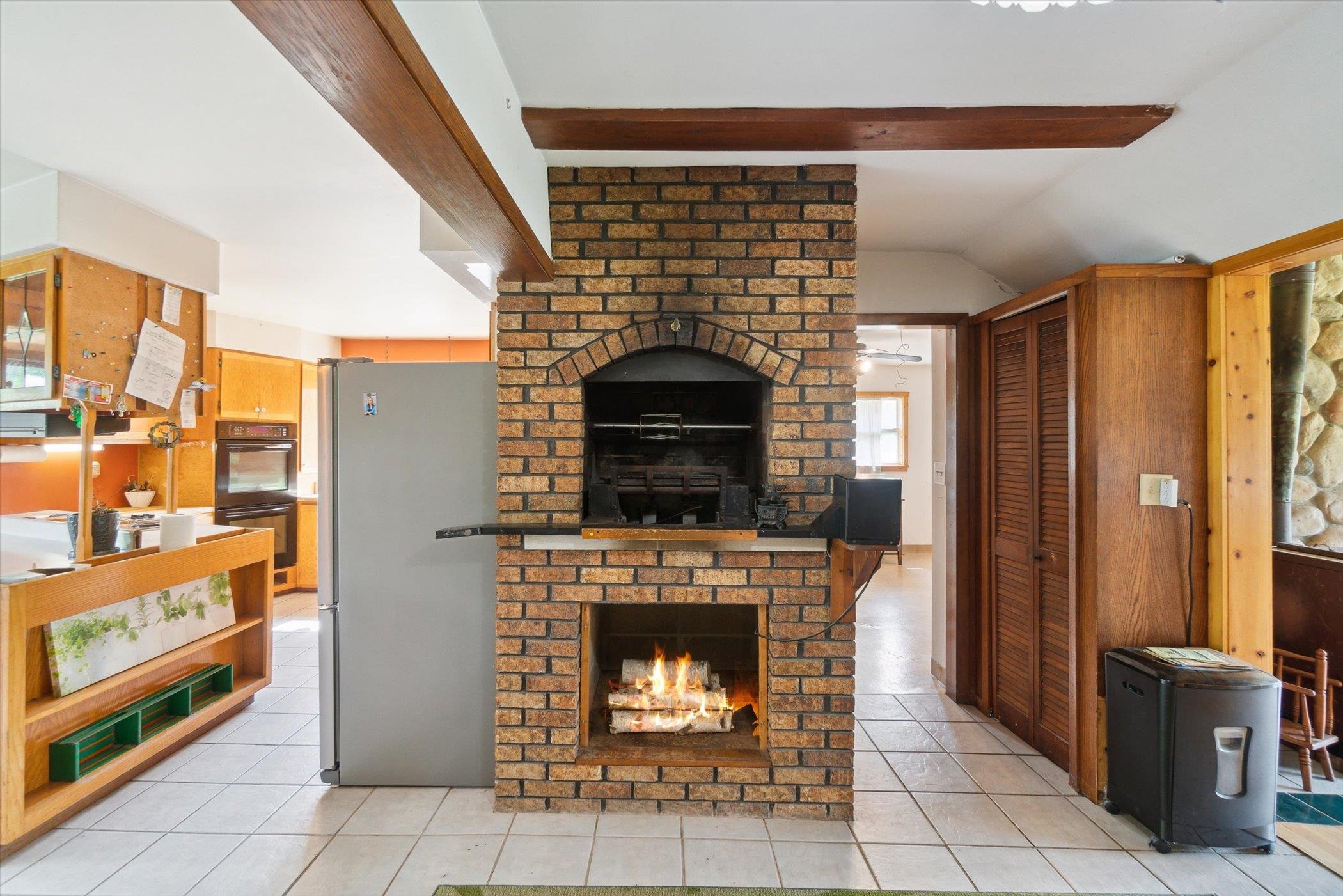 Burlington, Wisconsin 53105, United States, 4 Bedrooms Bedrooms, ,3 BathroomsBathrooms,Residential,Active,146230