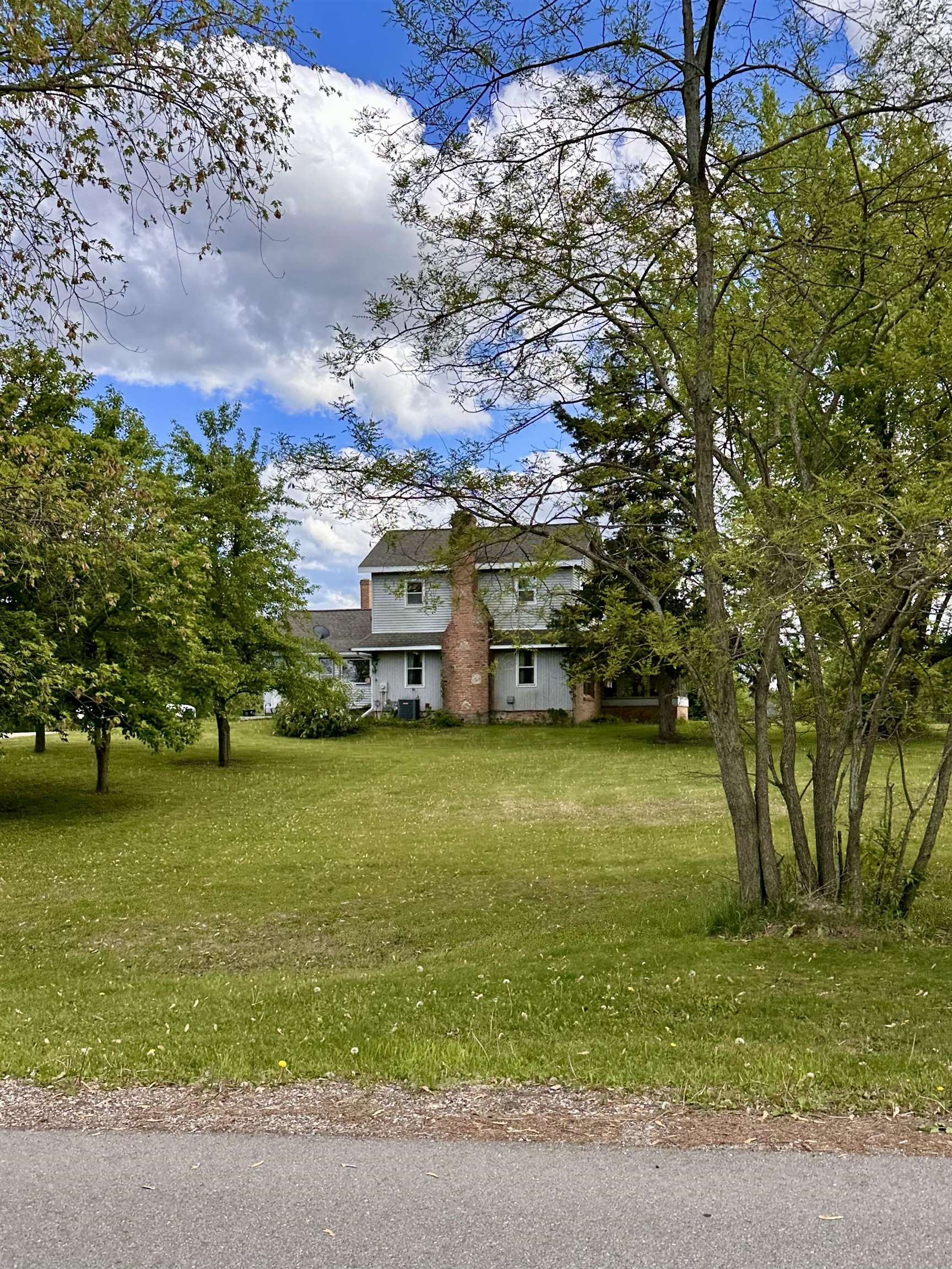 Burlington, Wisconsin 53105, United States, 4 Bedrooms Bedrooms, ,3 BathroomsBathrooms,Residential,Active,146230