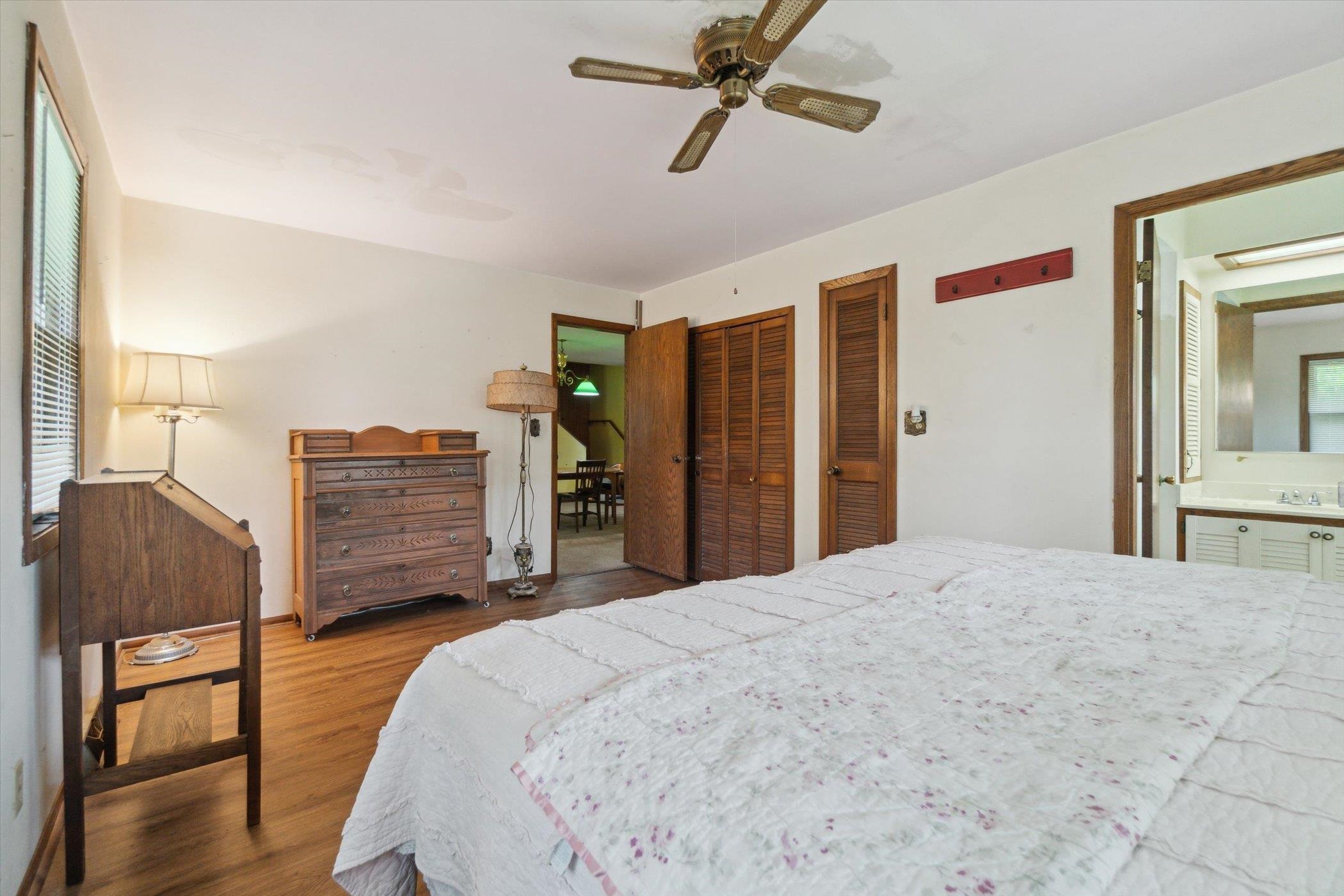 Burlington, Wisconsin 53105, United States, 4 Bedrooms Bedrooms, ,3 BathroomsBathrooms,Residential,Active,146230