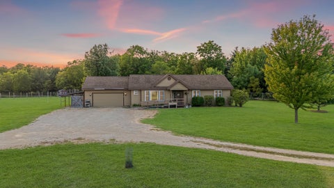 Photo of 801 SIMON Street, WILD ROSE, WI 54984 (MLS # 50332991)