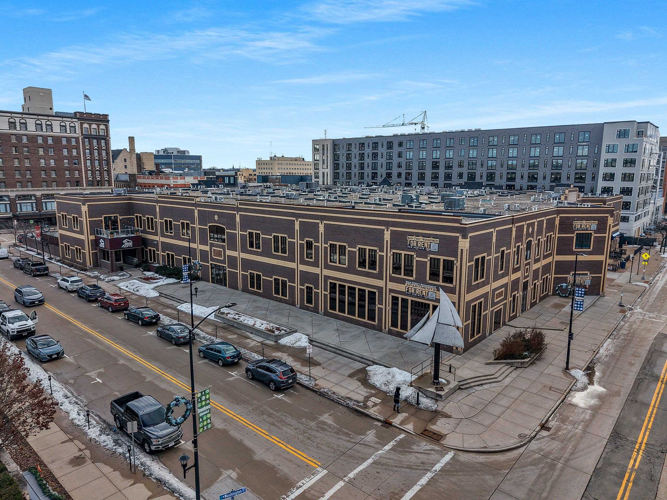 216 NORTHLAND Avenue #210