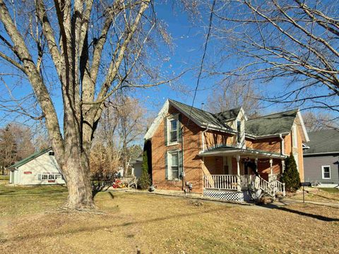 Photo of 447 BROADWAY Street, BERLIN, WI 54923 (MLS # 50318507)