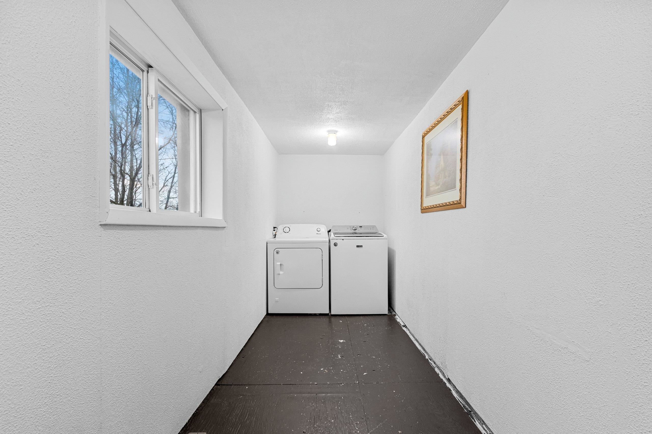 Oconto, Wisconsin 54153, United States, 4 Bedrooms Bedrooms, ,2 BathroomsBathrooms,Residential,Pending,28785