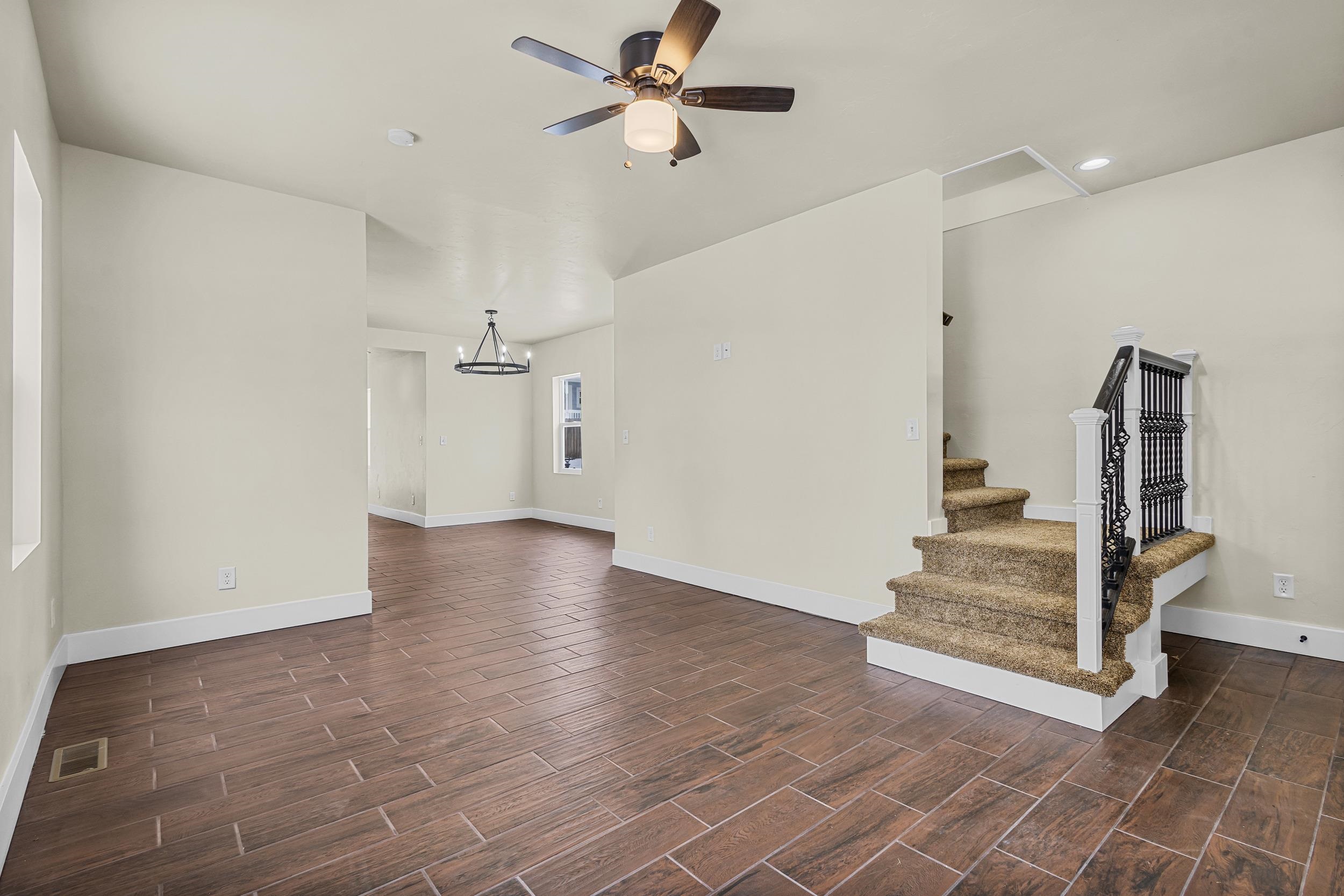 Shawano, Wisconsin 54166, United States, 3 Bedrooms Bedrooms, ,2 BathroomsBathrooms,Residential,Active,252629