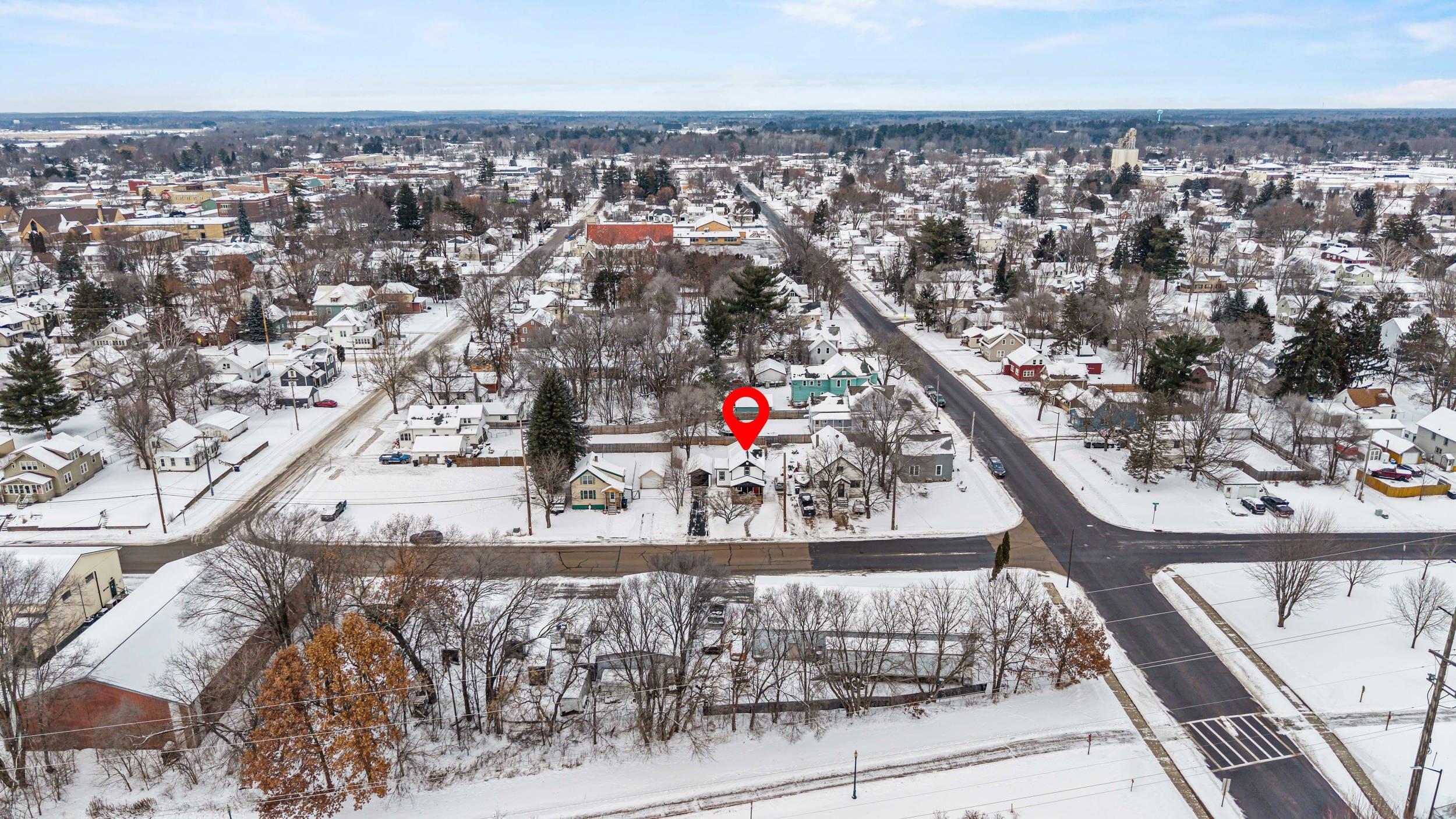 Shawano, Wisconsin 54166, United States, 3 Bedrooms Bedrooms, ,2 BathroomsBathrooms,Residential,Active,252629