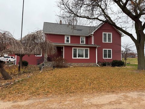 Photo of N5271 MADDEN Road, NEW LONDON, WI 54961 (MLS # 50318602)
