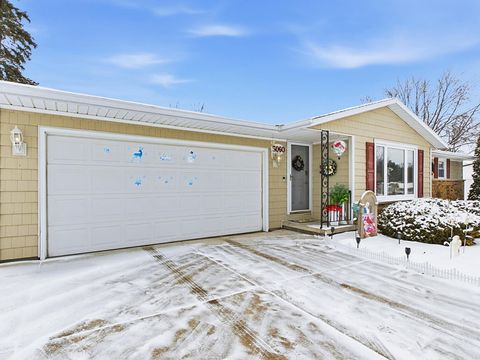 Photo of 3060 HOLLAND Road, GREEN BAY, WI 54313 (MLS # 50320214)