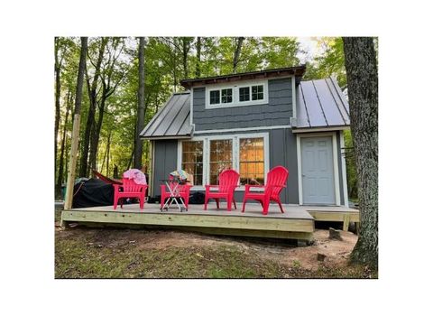 Photo of W9532 SCHROEDER Lane, CRIVITZ, WI 54114 (MLS # 50315362)