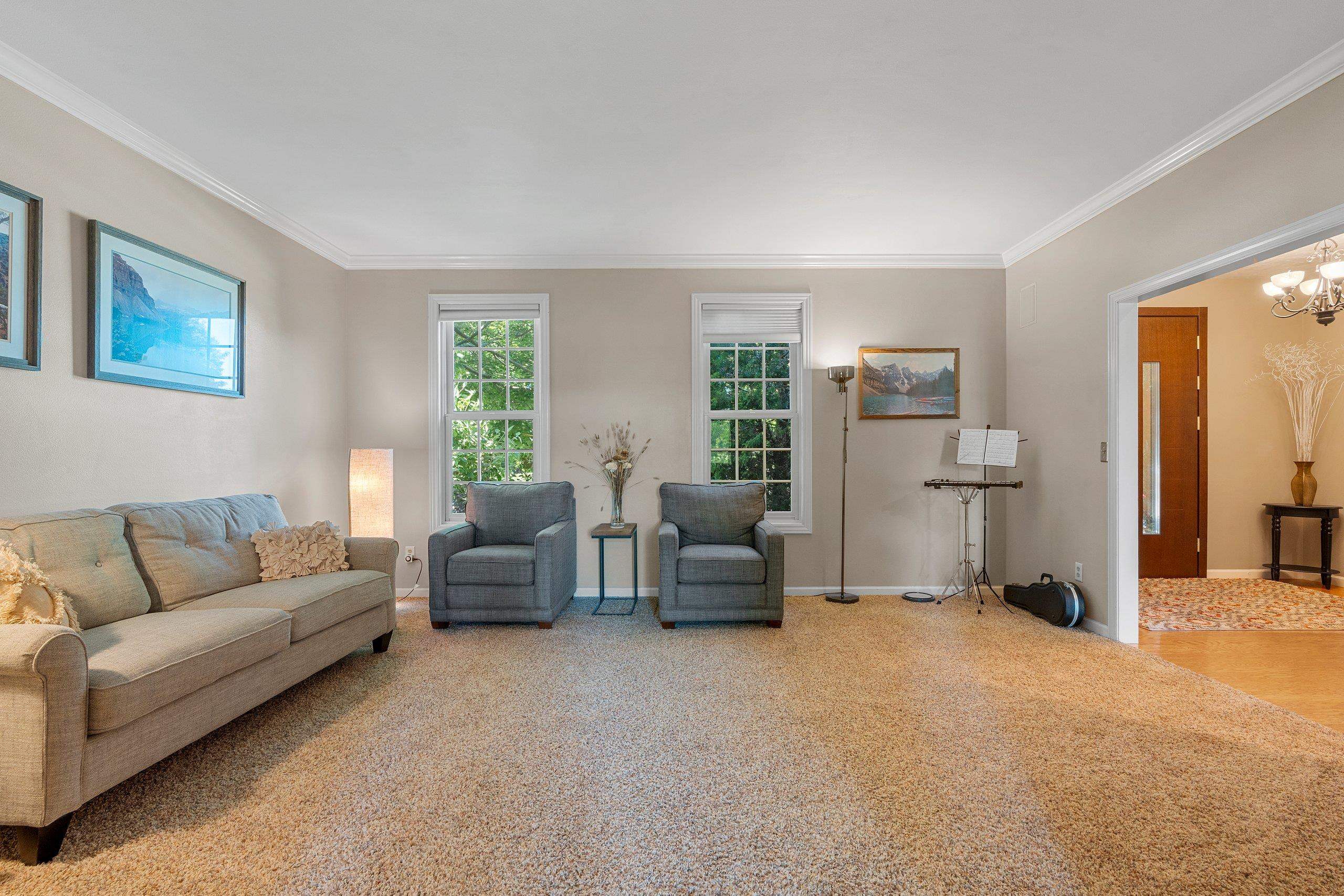 1404 MAHLER Boulevard