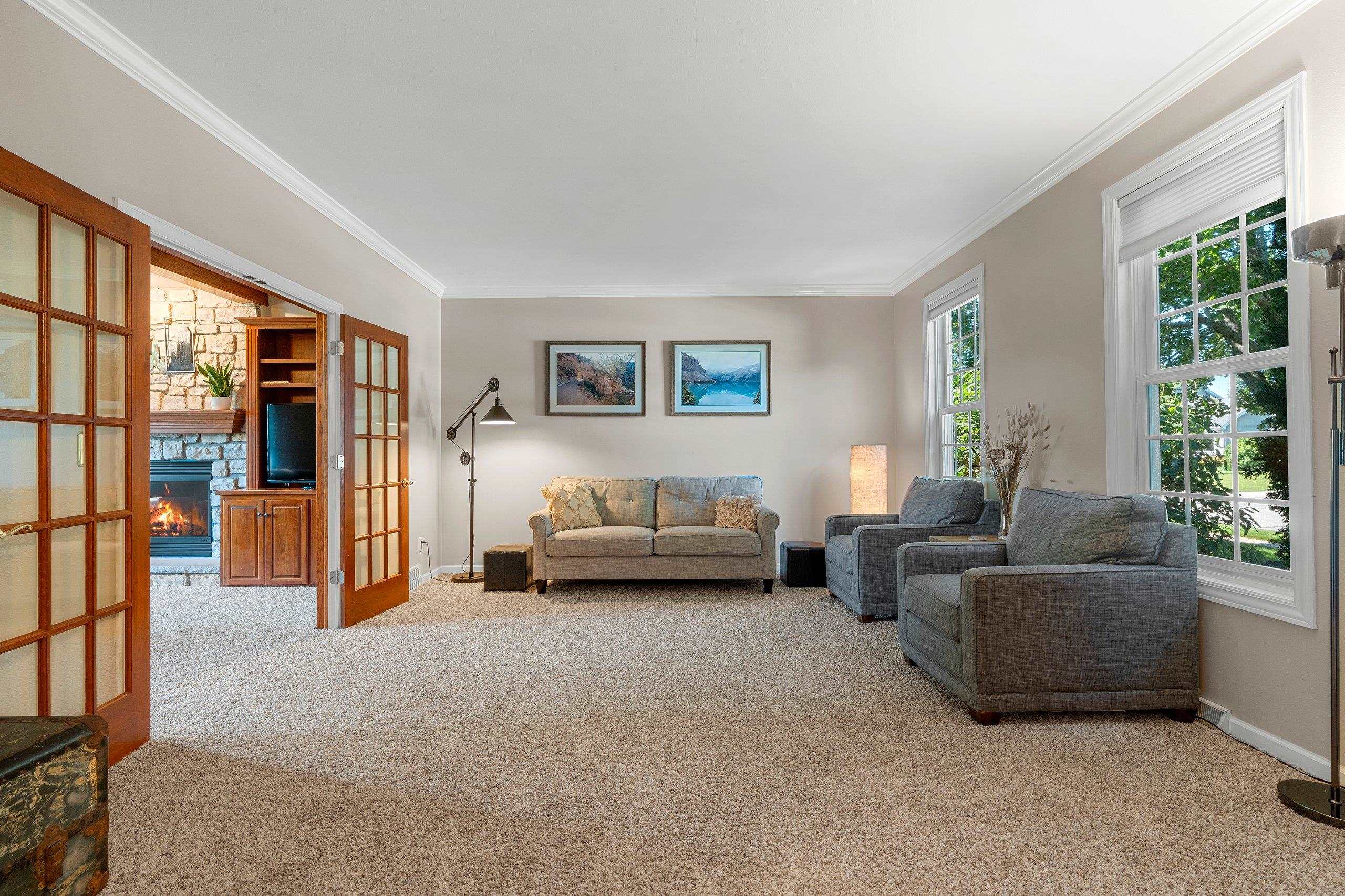 1404 MAHLER Boulevard