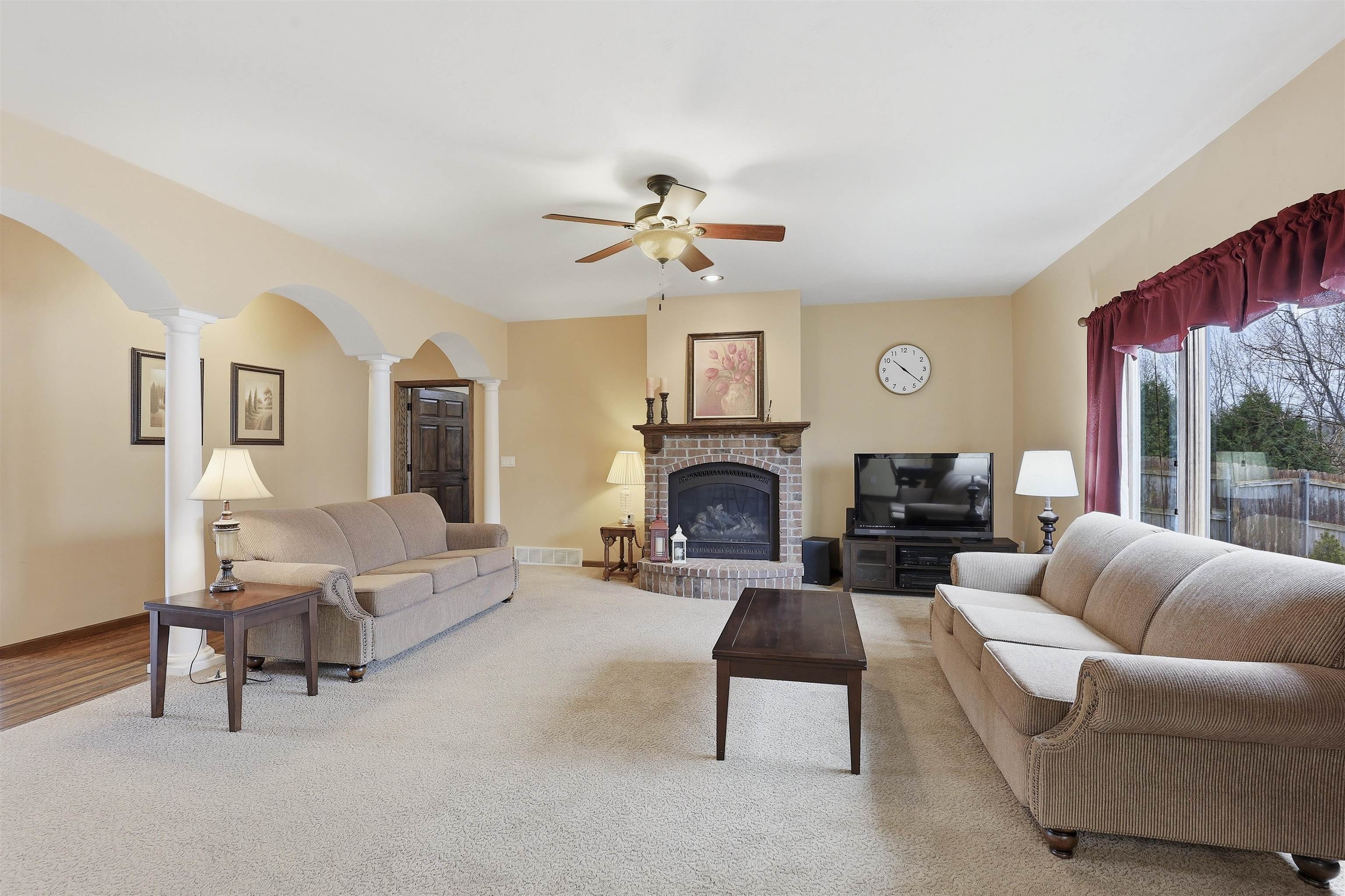 N9005 BLACKOAK Street