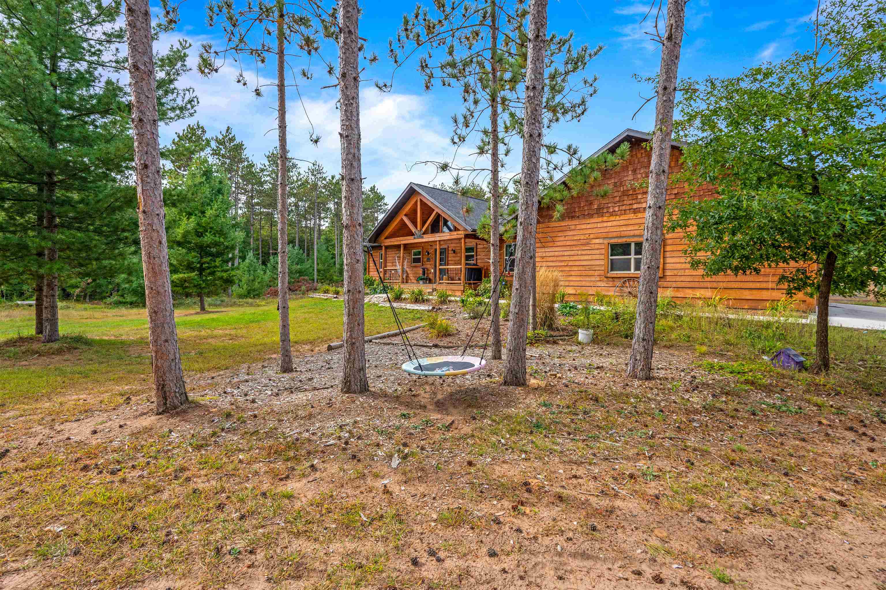 Shawano, Wisconsin 54166, United States, 4 Bedrooms Bedrooms, ,2 BathroomsBathrooms,Residential,Pending,21263