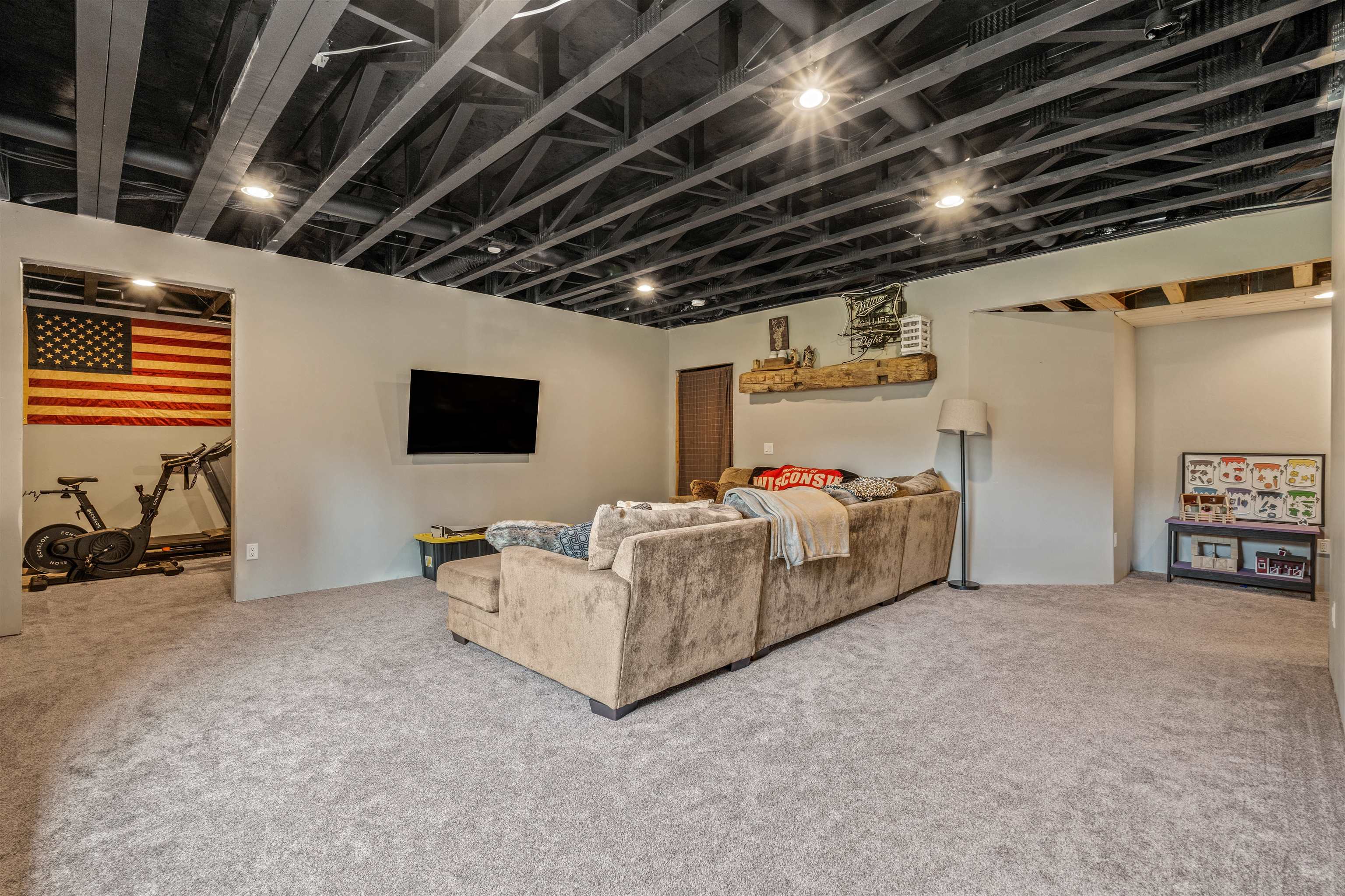 Shawano, Wisconsin 54166, United States, 4 Bedrooms Bedrooms, ,2 BathroomsBathrooms,Residential,Pending,21263