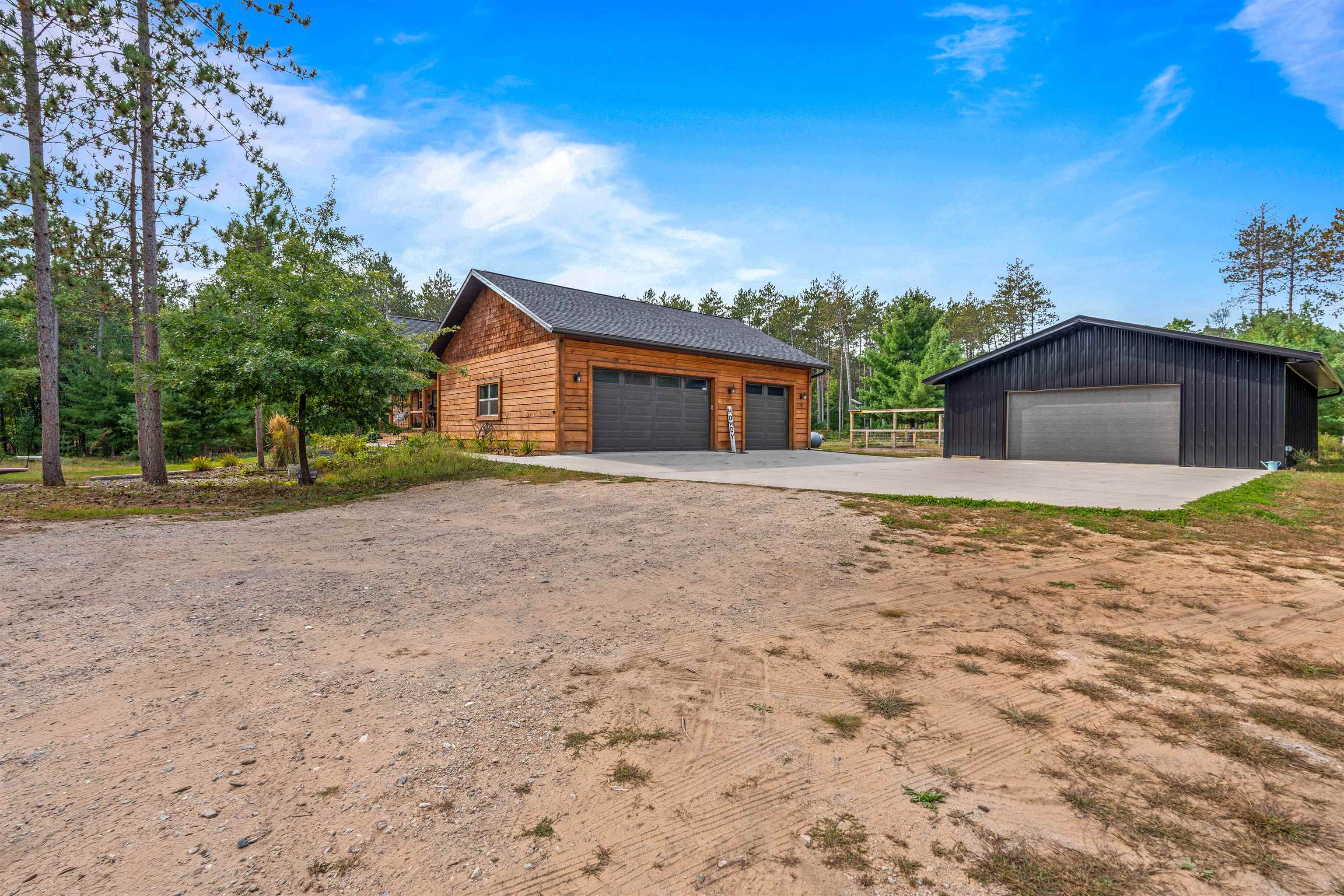 Shawano, Wisconsin 54166, United States, 4 Bedrooms Bedrooms, ,2 BathroomsBathrooms,Residential,Pending,21263