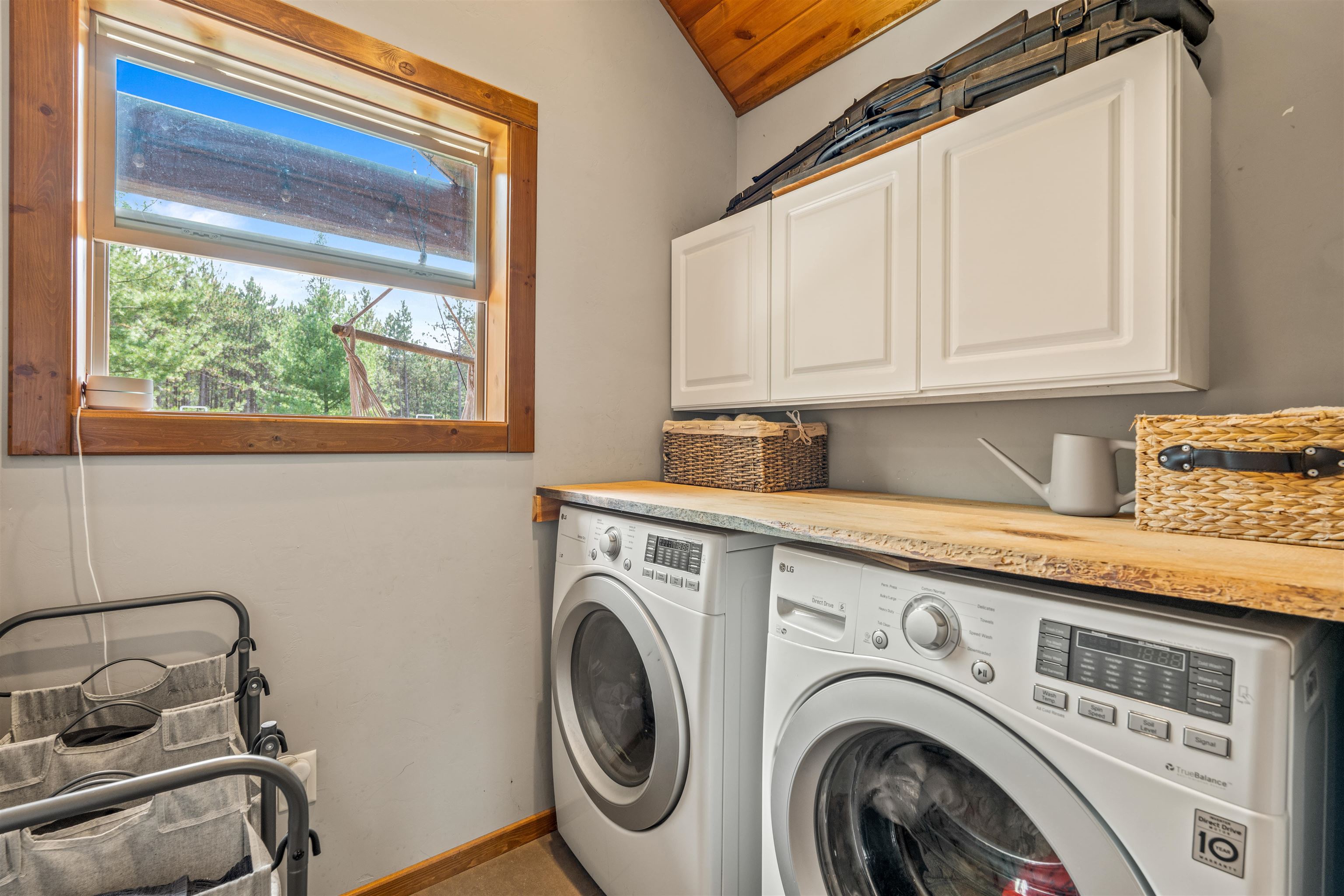 Shawano, Wisconsin 54166, United States, 4 Bedrooms Bedrooms, ,2 BathroomsBathrooms,Residential,Pending,21263