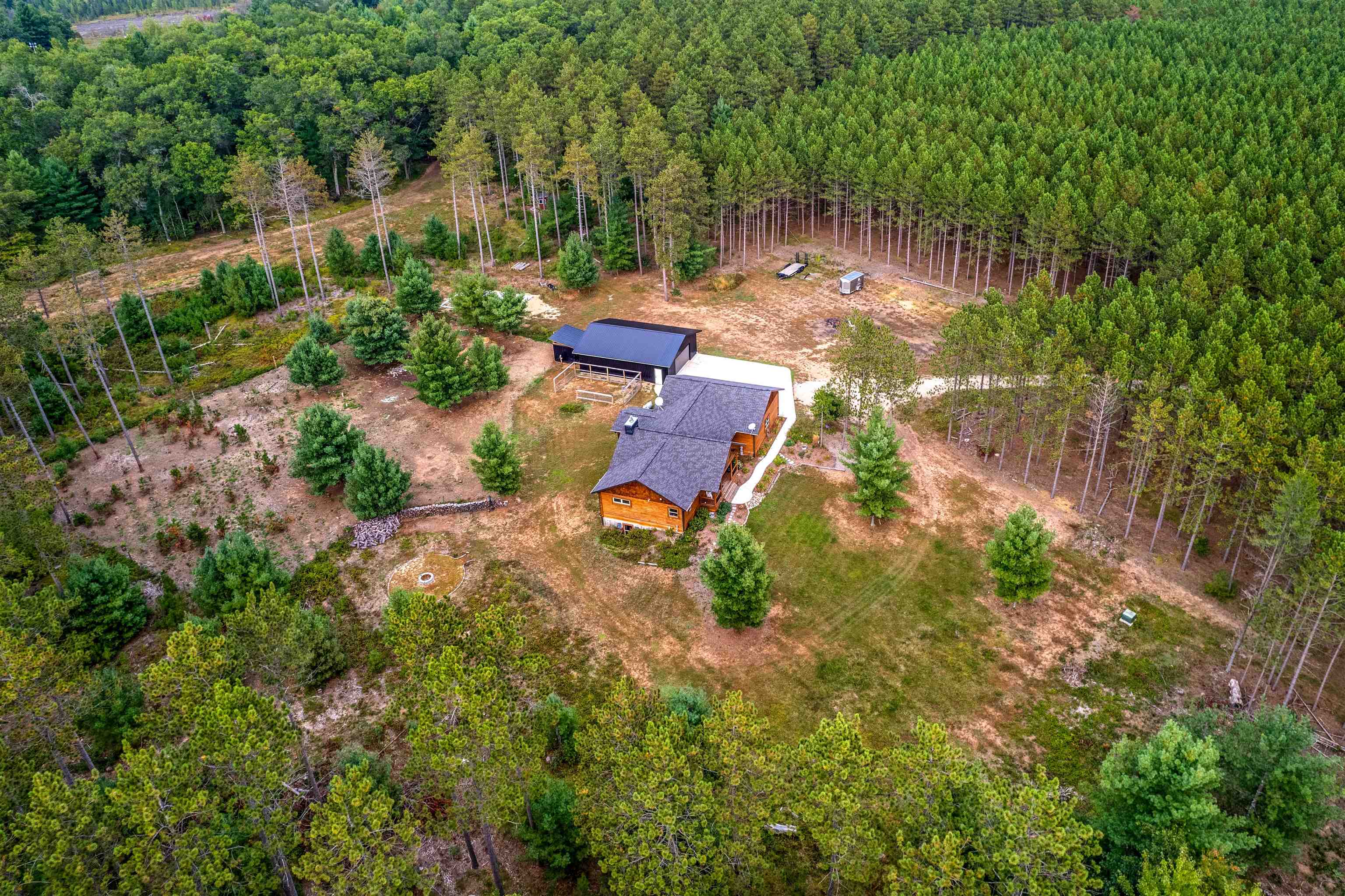 Shawano, Wisconsin 54166, United States, 4 Bedrooms Bedrooms, ,2 BathroomsBathrooms,Residential,Pending,21263