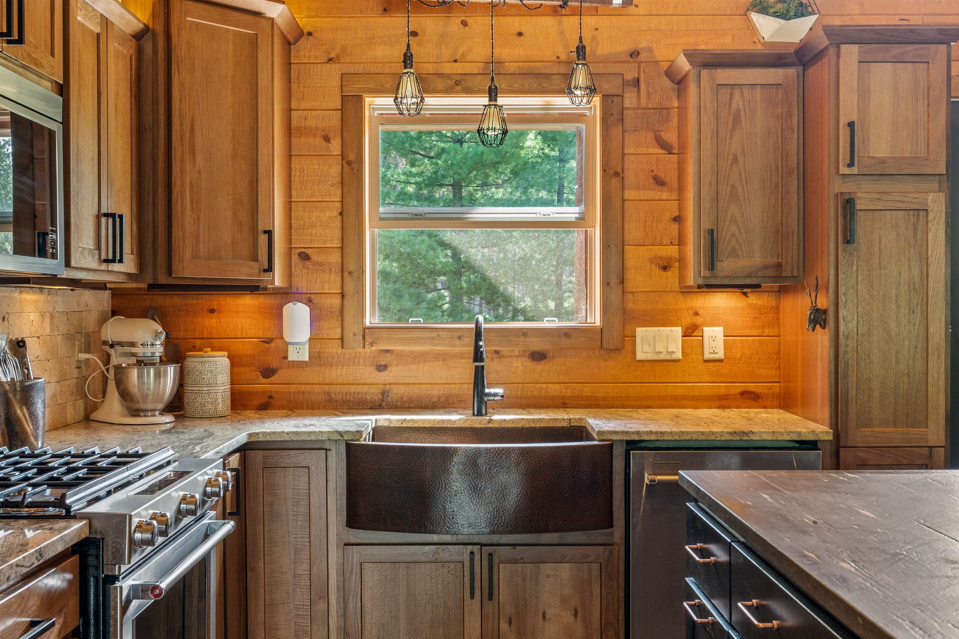 Shawano, Wisconsin 54166, United States, 4 Bedrooms Bedrooms, ,2 BathroomsBathrooms,Residential,Pending,21263