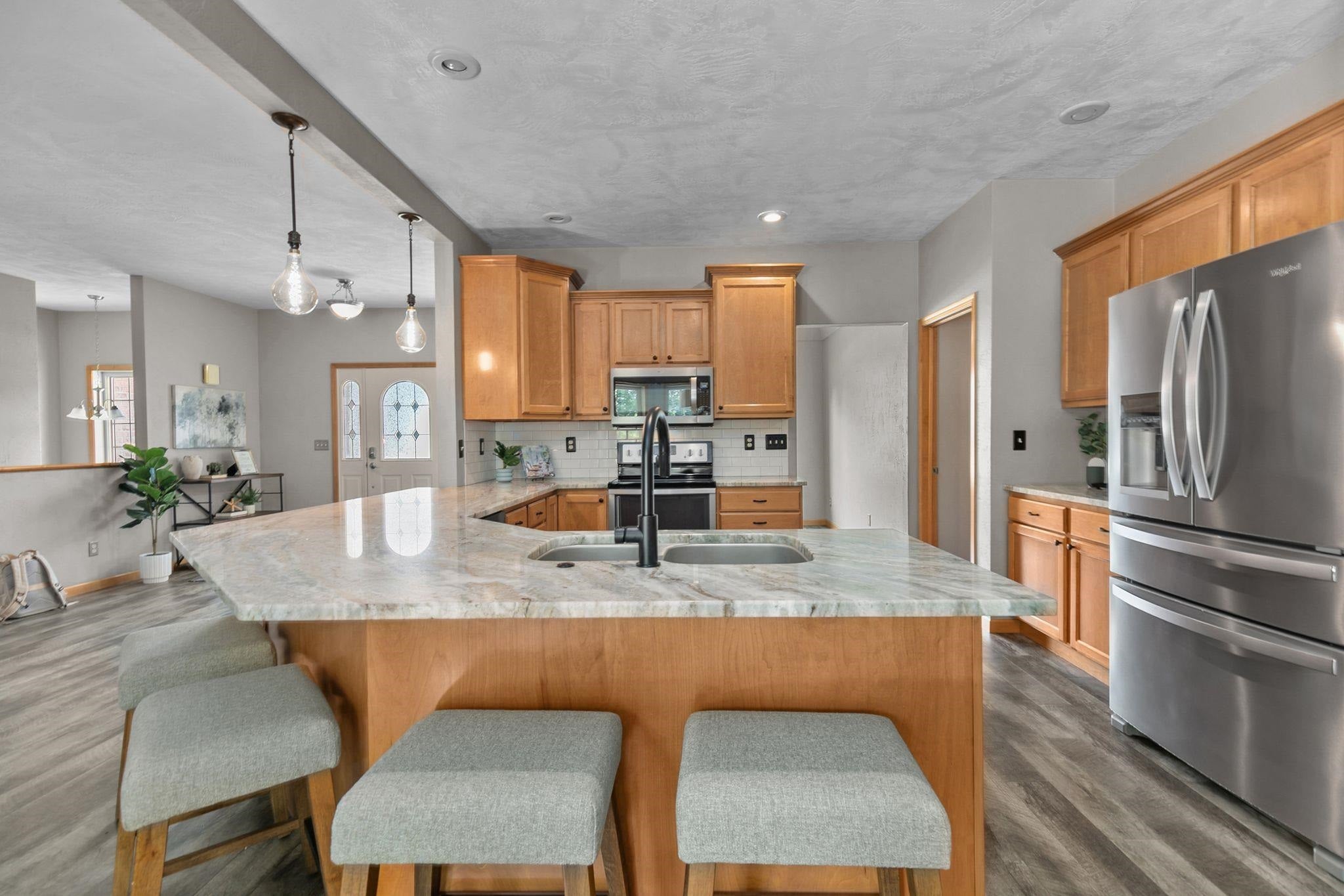 214 BROOKWOOD Drive
